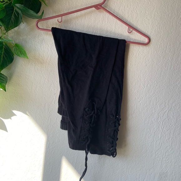 Torrid lace up leggings - Picture 3 of 5